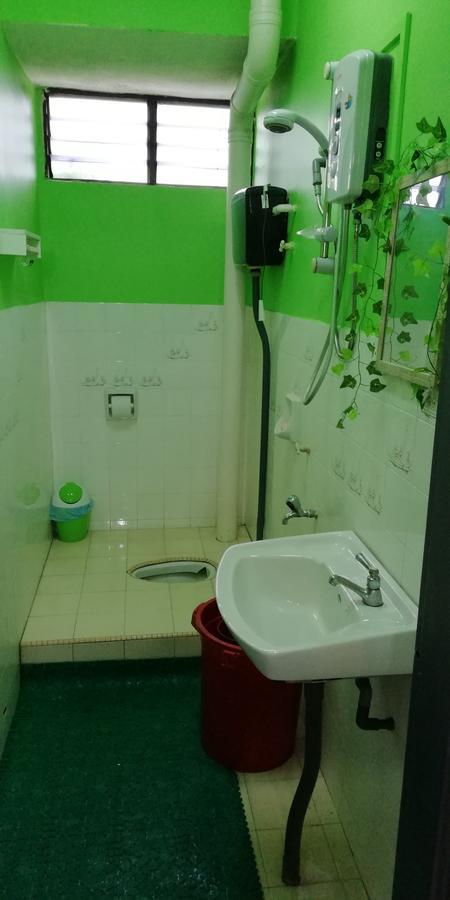 Dt Homestay With Three Room Malacca Exterior photo